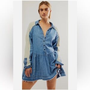Free People Denim tunic Dress with Cream knit Sleeves size Medium